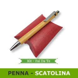 Kit bomboniera laurea con penna bambù e scatolina cuscino portaconfetti